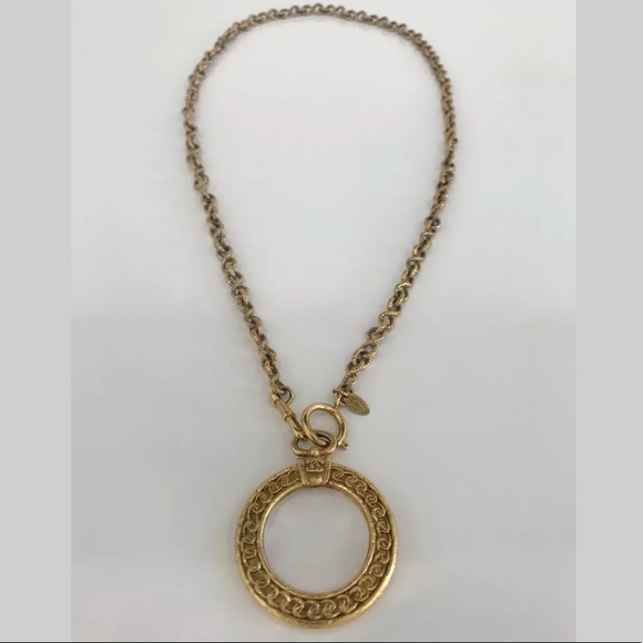 CHANEL MAGNIFYING GLASS MEDALLION NECKLACE NWOTS! - Picture 2 of 15